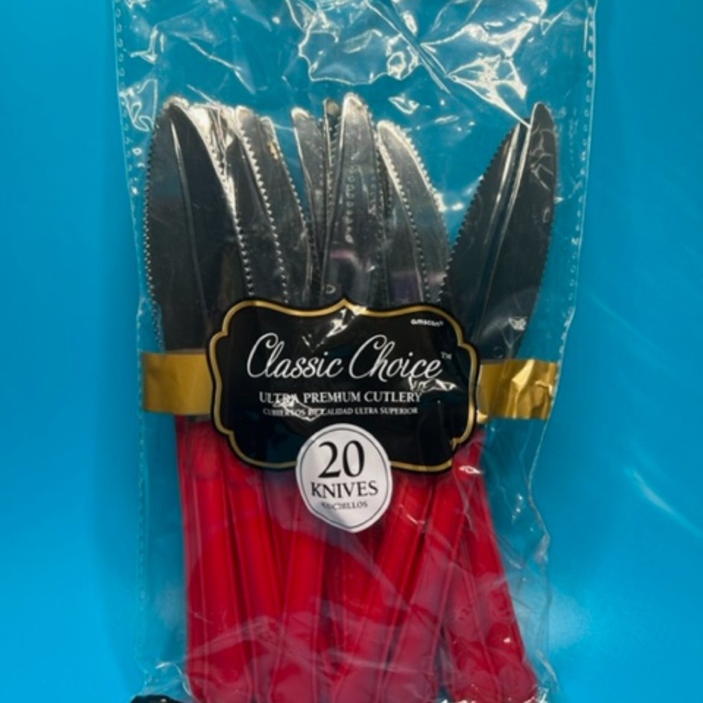 Plastic Knives 2 Pack Red